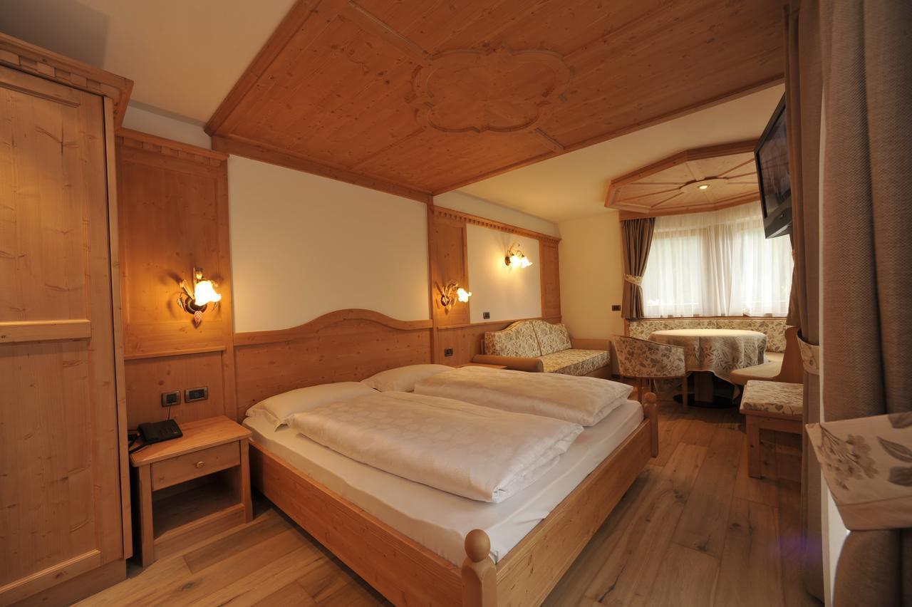 Hotel Muliac Selva di Val Gardena Exterior foto