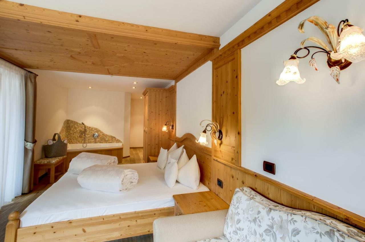 Hotel Muliac Selva di Val Gardena Exterior foto